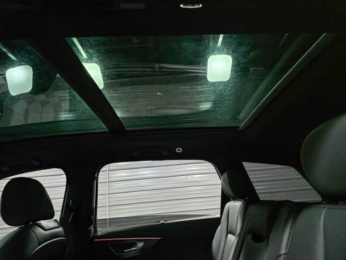 Used 2021 Audi Q7 3.0T Prestige image 22