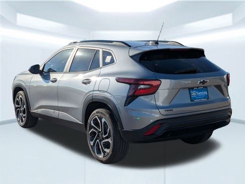 New 2026 Chevrolet Trax RS image 4