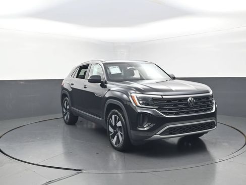 Used 2024 Volkswagen Atlas Cross Sport SEL AWD/4WD image 3
