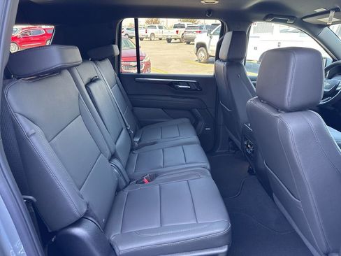 New 2026 Chevrolet Suburban LT w/ Comfort Package AWD/4WD image 47