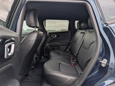 New 2026 Jeep Compass Latitude AWD/4WD image 6