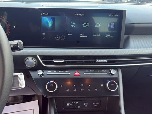 Used 2025 Hyundai Sonata SEL FWD image 13