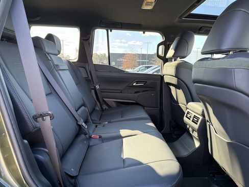 Used 2025 Lexus GX 550 550 Overtrail+ image 23