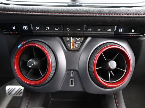 Used 2021 Chevrolet Blazer RS image 16