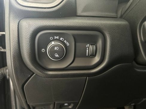 Used 2025 RAM 3500 Tradesman AWD/4WD image 38