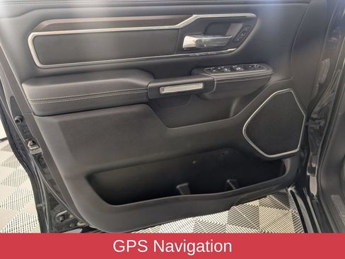 Used 2022 RAM 1500 Laramie AWD/4WD image 11