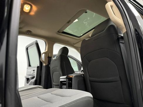 Used 2019 RAM 1500 Big Horn image 45