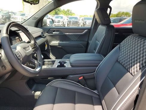 New 2026 GMC Acadia Denali w/ Super Cruise Package FWD image 19