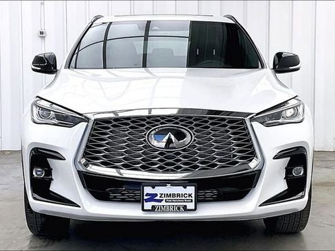 Certified 2025 INFINITI QX55 Luxe w/ Cargo Package AWD/4WD image 3