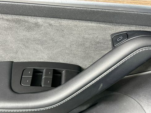Used 2021 Tesla Model 3 Standard Range Plus RWD image 15