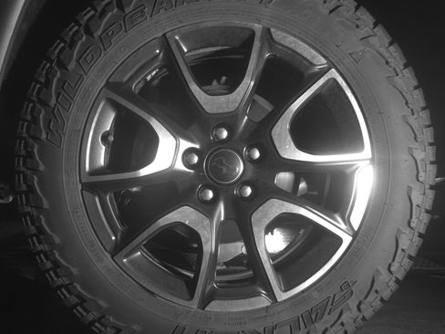 Used 2025 Jeep Compass Trailhawk AWD/4WD image 14