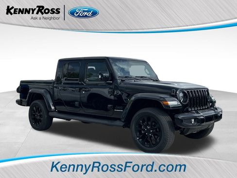 Used 2022 Jeep Gladiator Overland image 1