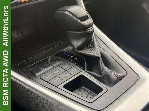 Used 2023 Toyota RAV4 LE AWD/4WD image 19