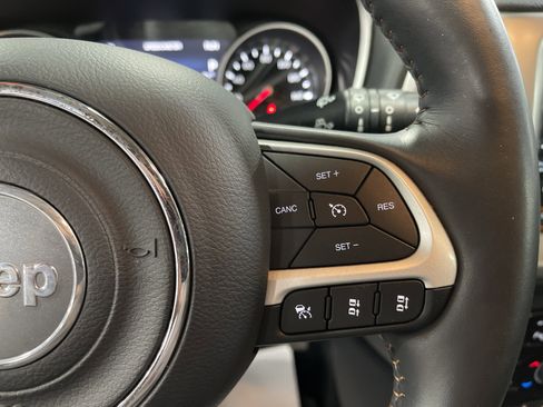 Used 2019 Jeep Compass Latitude w/ Popular Equipment Group image 19