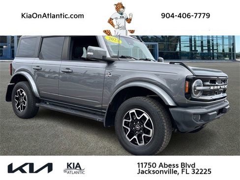 Used 2023 Ford Bronco Outer Banks image 1