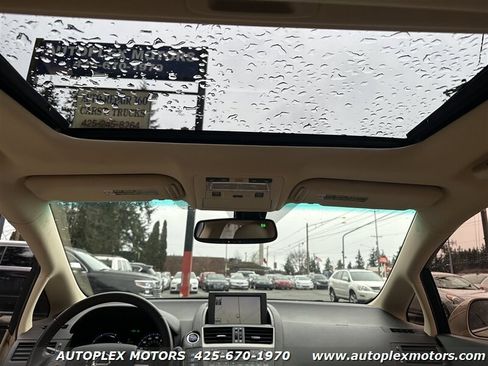 Used 2010 Lexus HS 250h Base image 16