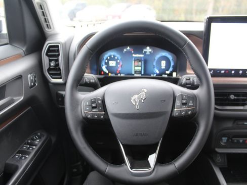 New 2025 Ford Bronco Sport Outer Banks w/ Outer Banks Tech Package+ image 20