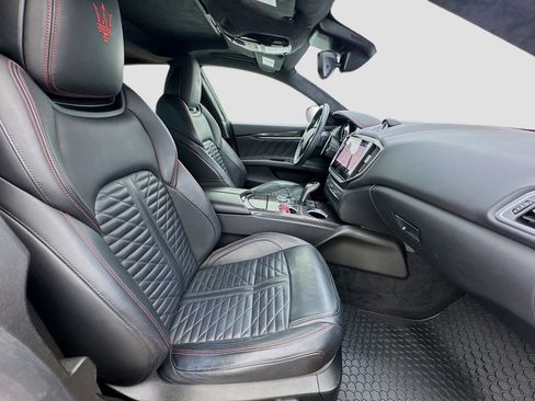 Used 2022 Maserati Ghibli F Tributo image 20