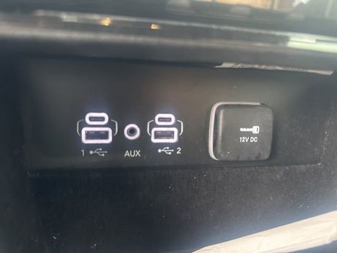 Used 2021 Jeep Grand Cherokee L Limited AWD/4WD image 16