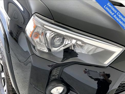 Used 2022 Toyota 4Runner TRD Off-Road image 38