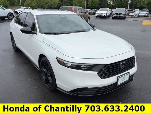 Used 2024 Honda Accord Sport image 1