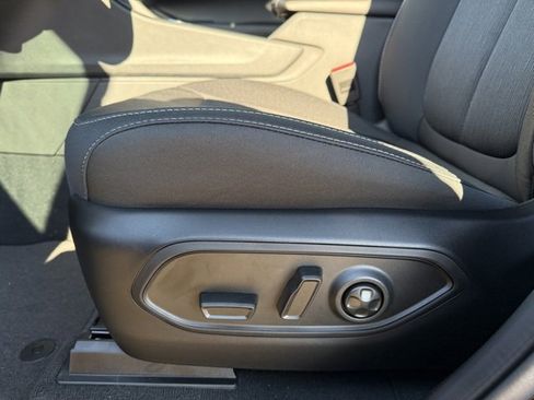 New 2025 Jeep Grand Cherokee Laredo X w/ Luxury Tech Group I image 13