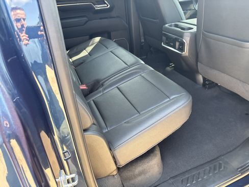 Used 2022 GMC Sierra 1500 SLT w/ SLT Convenience Package AWD/4WD image 20