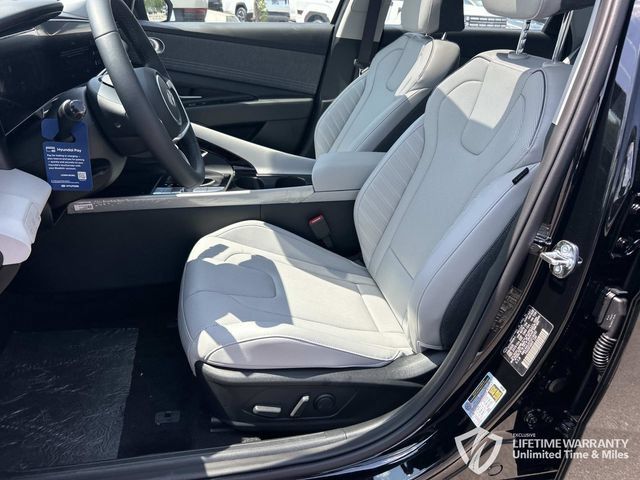 New 2026 Hyundai Elantra Limited FWD image 16