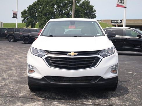 Used 2021 Chevrolet Equinox LS FWD image 3