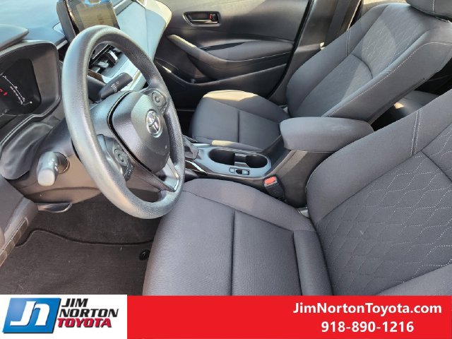 Used 2026 Toyota Corolla LE FWD image 14