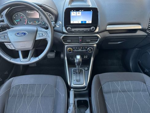 Certified 2018 Ford EcoSport SE image 14