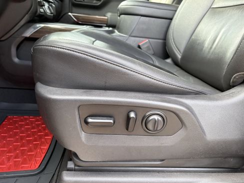 Used 2021 Chevrolet Silverado 1500 LT Trail Boss w/ Convenience Package II image 26