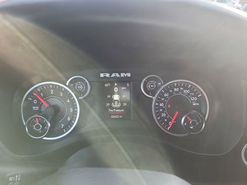 Used 2022 RAM 1500 Big Horn AWD/4WD image 25