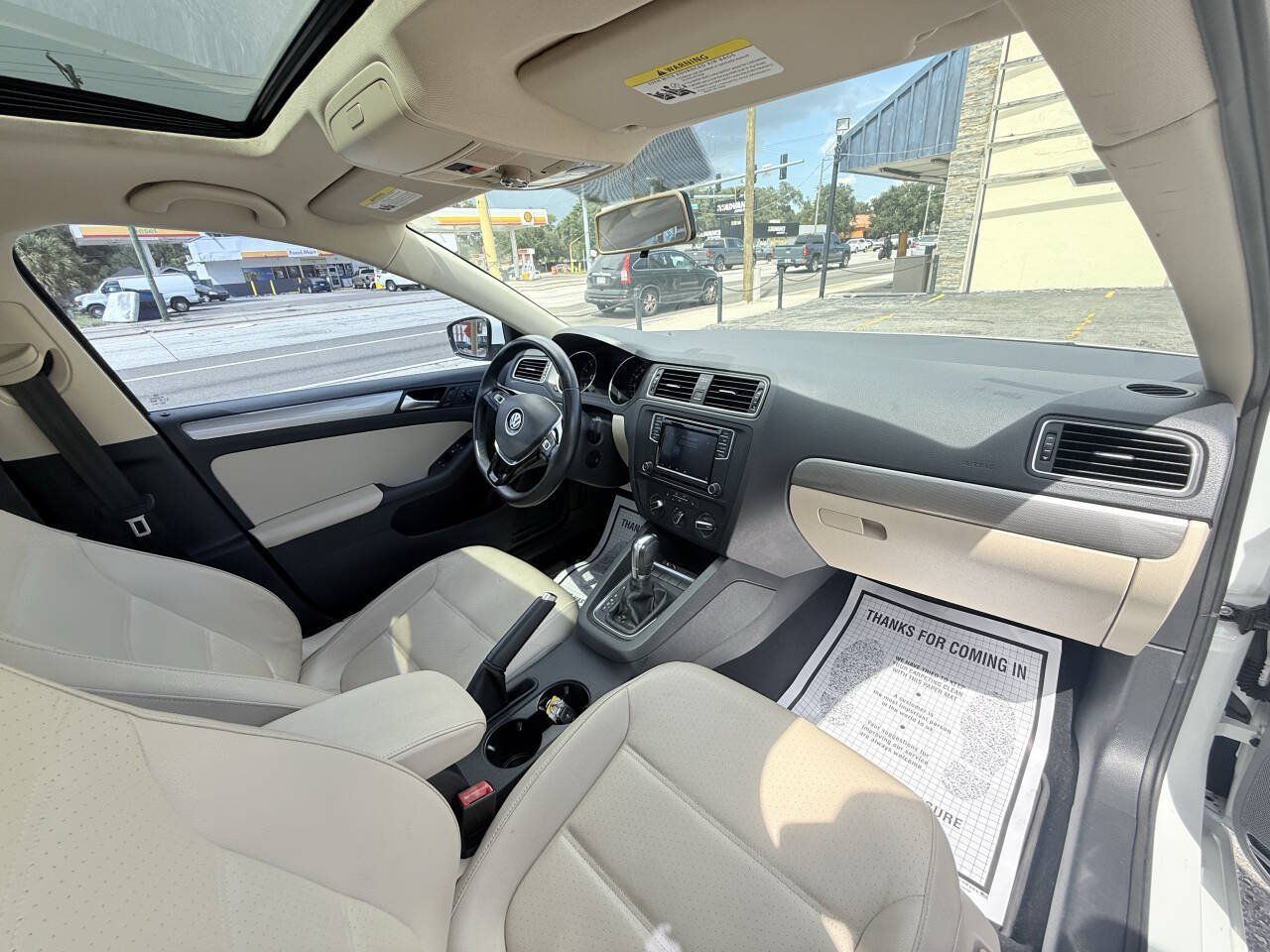 Used 2018 Volkswagen Jetta SE FWD image 17