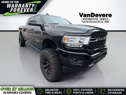 Used 2022 RAM 2500 Big Horn w/ Level C Equiment Group AWD/4WD image 1