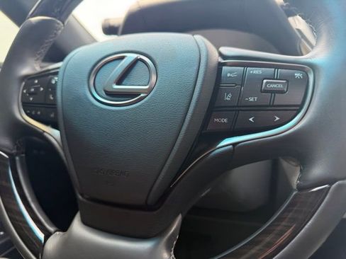 Used 2021 Lexus ES 350 Ultra Luxury w/ Accessory Package 2 FWD image 13