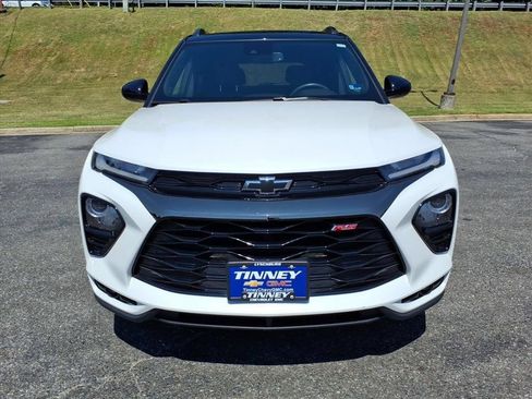 Used 2023 Chevrolet TrailBlazer RS w/ Sun and Liftgate Package AWD/4WD image 8