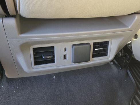 New 2026 GMC Sierra 1500 SLE w/ Max Trailering Package image 24