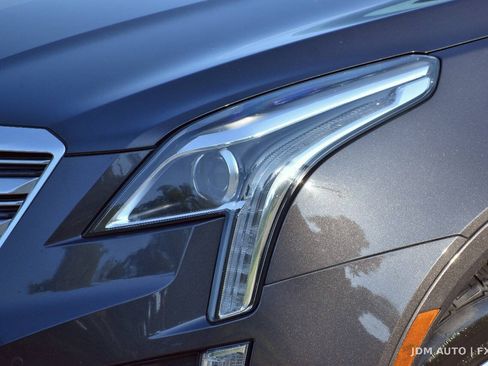 Used 2017 Cadillac XT5 Luxury w/ Driver Awareness Package AWD/4WD image 39