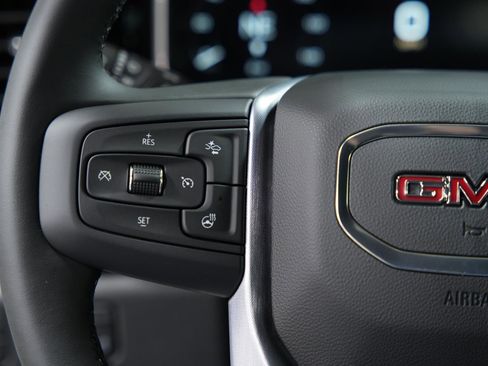 New 2026 GMC Sierra 1500 SLE image 30