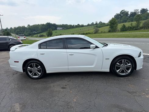 Used 2014 Dodge Charger R/T AWD/4WD image 8