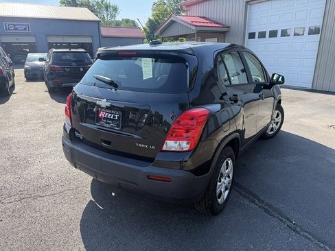 Used 2015 Chevrolet Trax LS w/ LPO, Protection Package FWD image 27