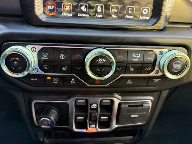 Used 2022 Jeep Gladiator Sport AWD/4WD image 18