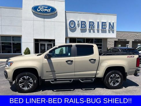 Used 2022 Chevrolet Colorado Z71 w/ Safety Package AWD/4WD image 2