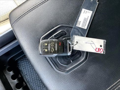 Used 2019 RAM 2500 Laramie image 36