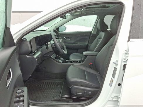 Certified 2025 Hyundai Kona Limited image 14