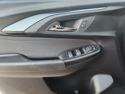 Used 2023 Chevrolet TrailBlazer RS w/ Convenience Package image 25