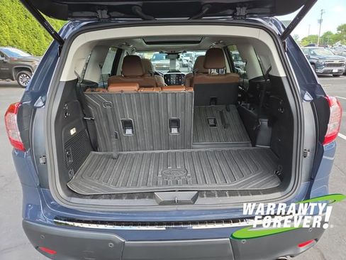 Used 2025 Subaru Ascent Touring AWD/4WD image 18