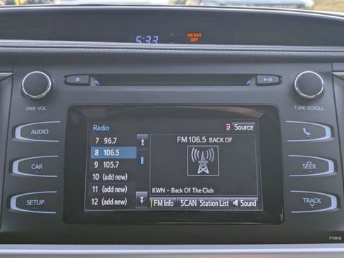 Used 2019 Toyota Highlander LE FWD image 18