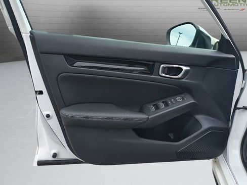 Used 2023 Honda Civic EX-L image 10